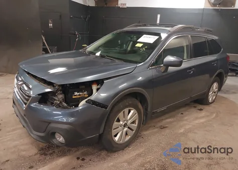 2018 Subaru Outback 2.5I Premium из США, поврежденный, VIN 4S4BSADC0J3288191